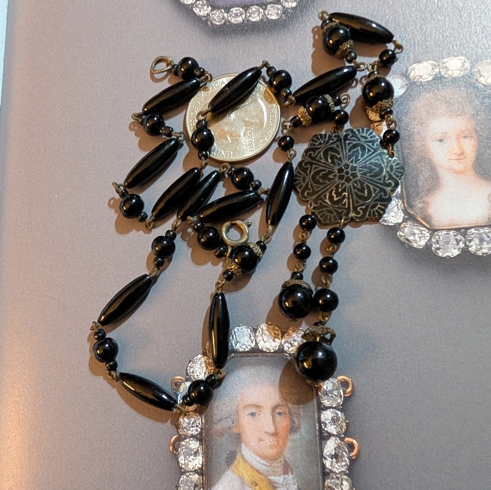 Victorian Era Whitby Jet & Enamel Antique Mourning Necklace - Picture 6 of 6